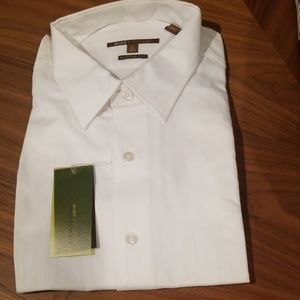 MAN'S XL 17 1/2 34/35 BCBG